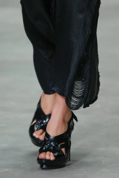 Look 60